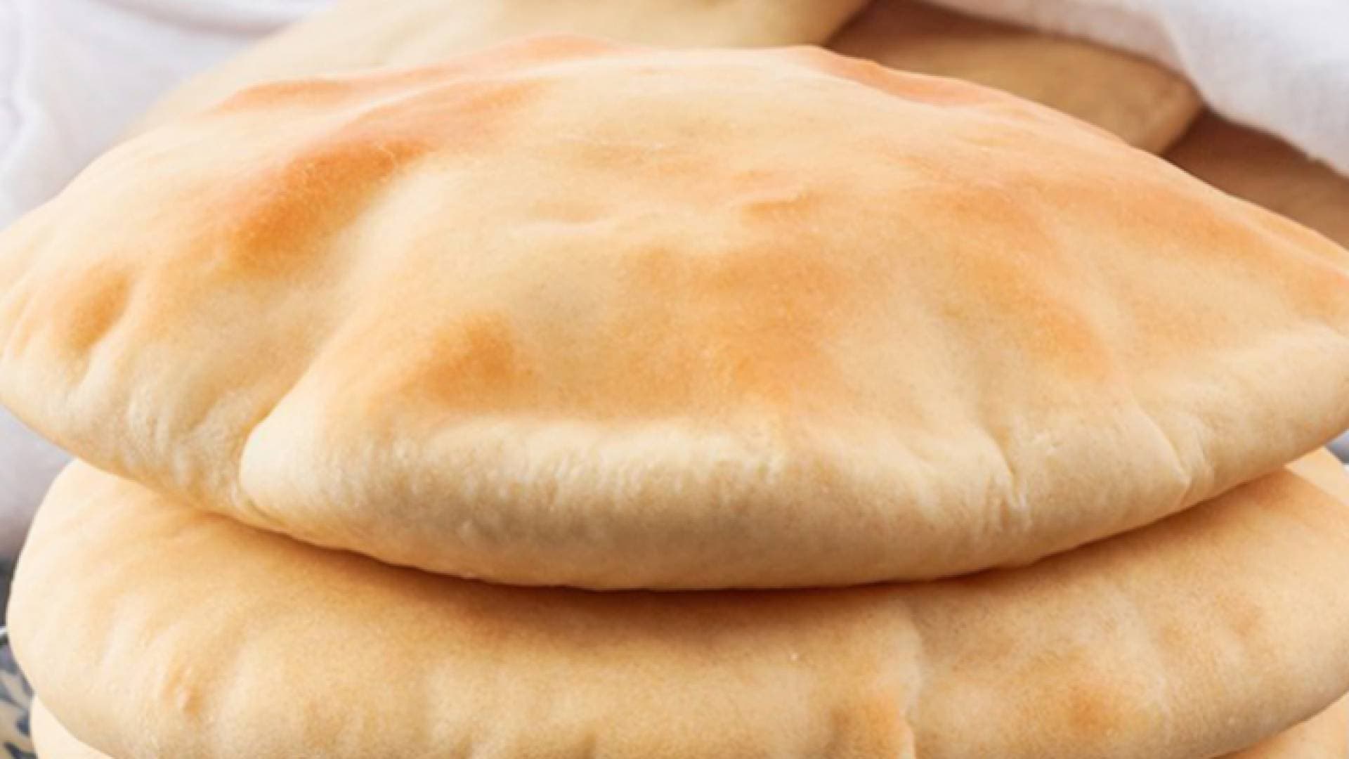 مهم بخصوص توفر الطحين في مخابز الأردن