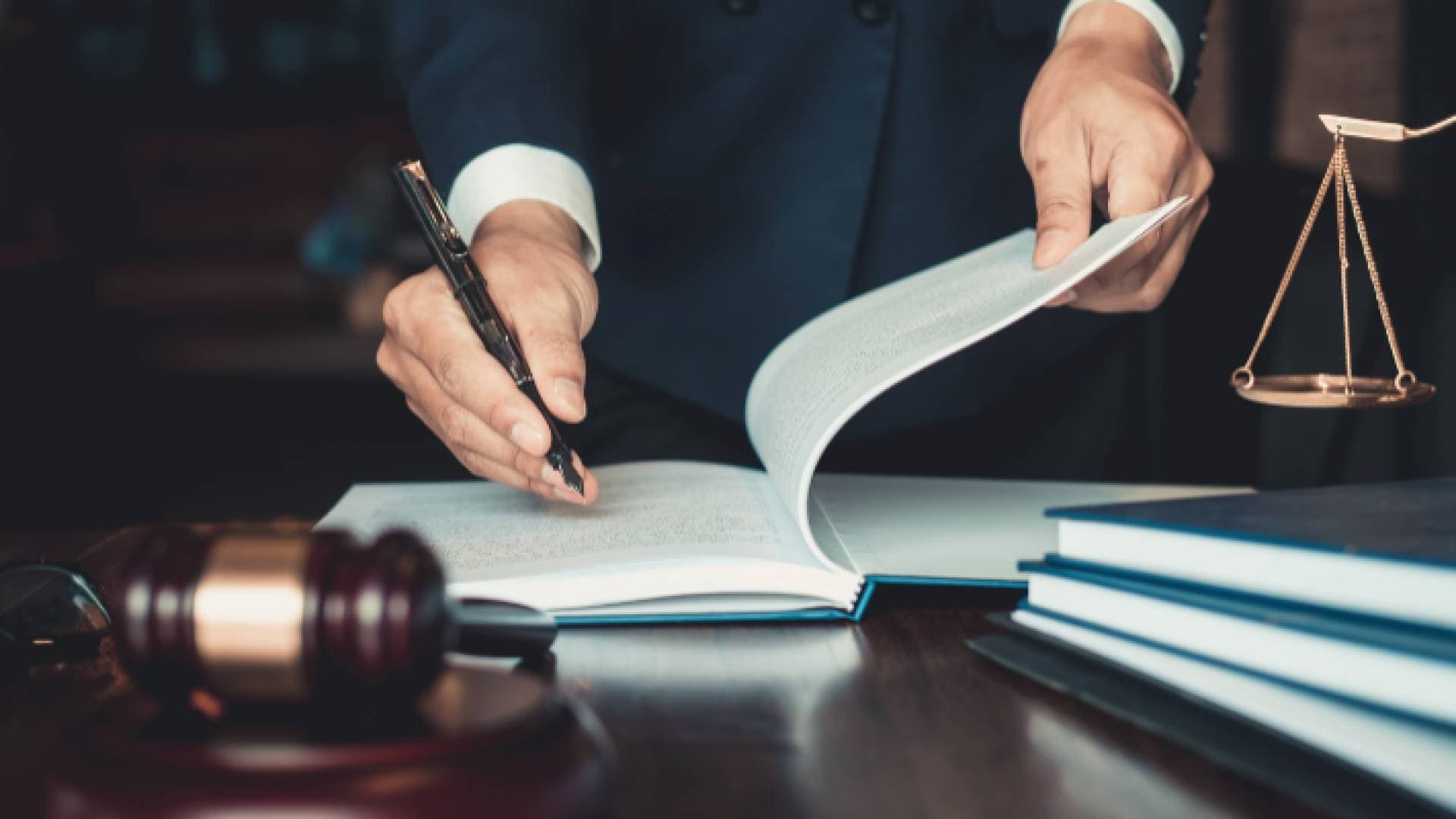 ما عقوبة التهديد بالقتل أو الإيذاء في الأردن؟