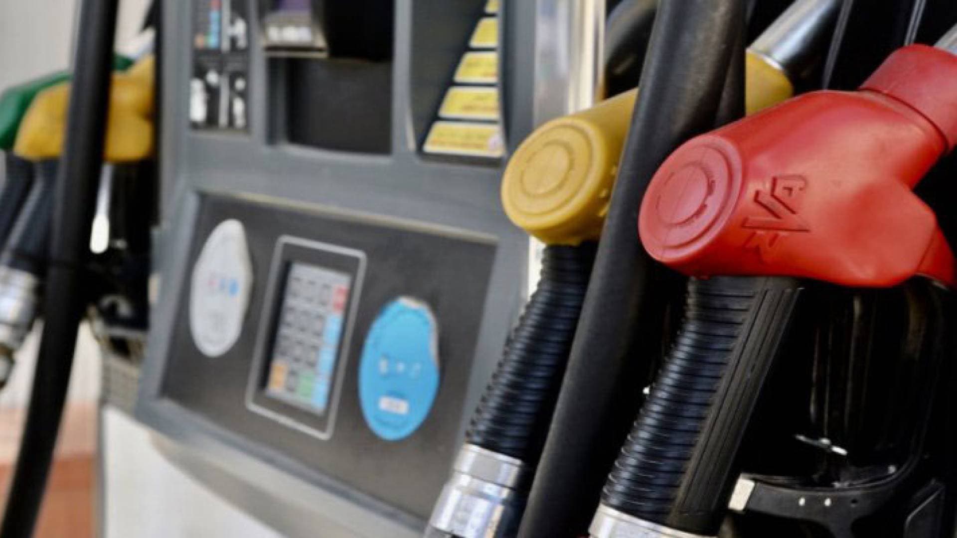 الحكومة ترفع أسعار المحروقات.. تفاصيل