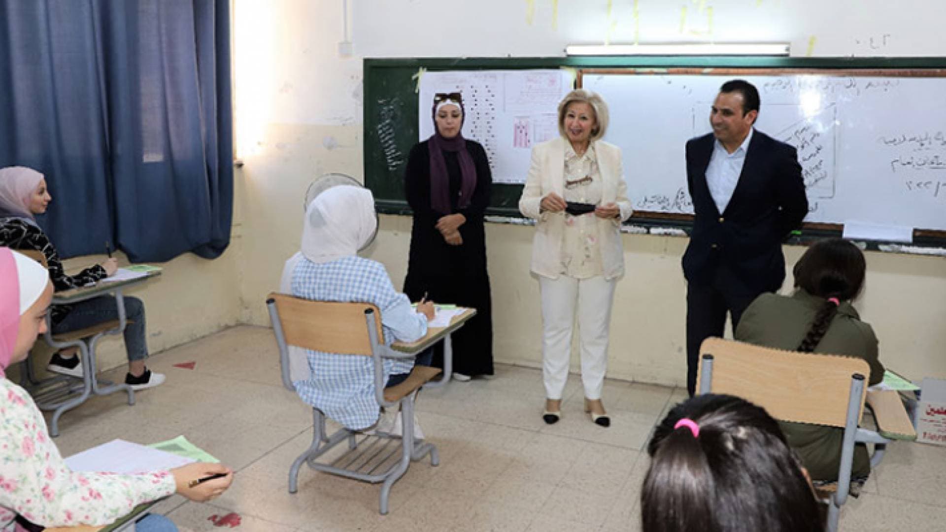 النجار: امتحان التوجيهي في يومه الأول جرى بنزاهة عالية جدا