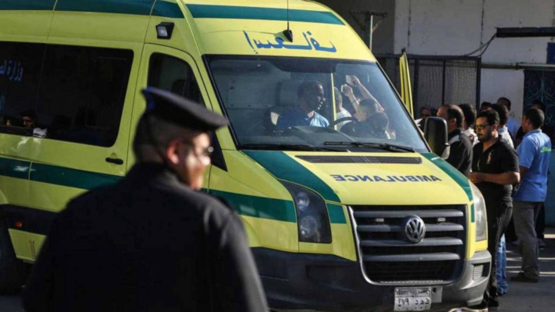 فاجعة في مصر.. وفاة ٤ من أسرة واحدة في حادث سير