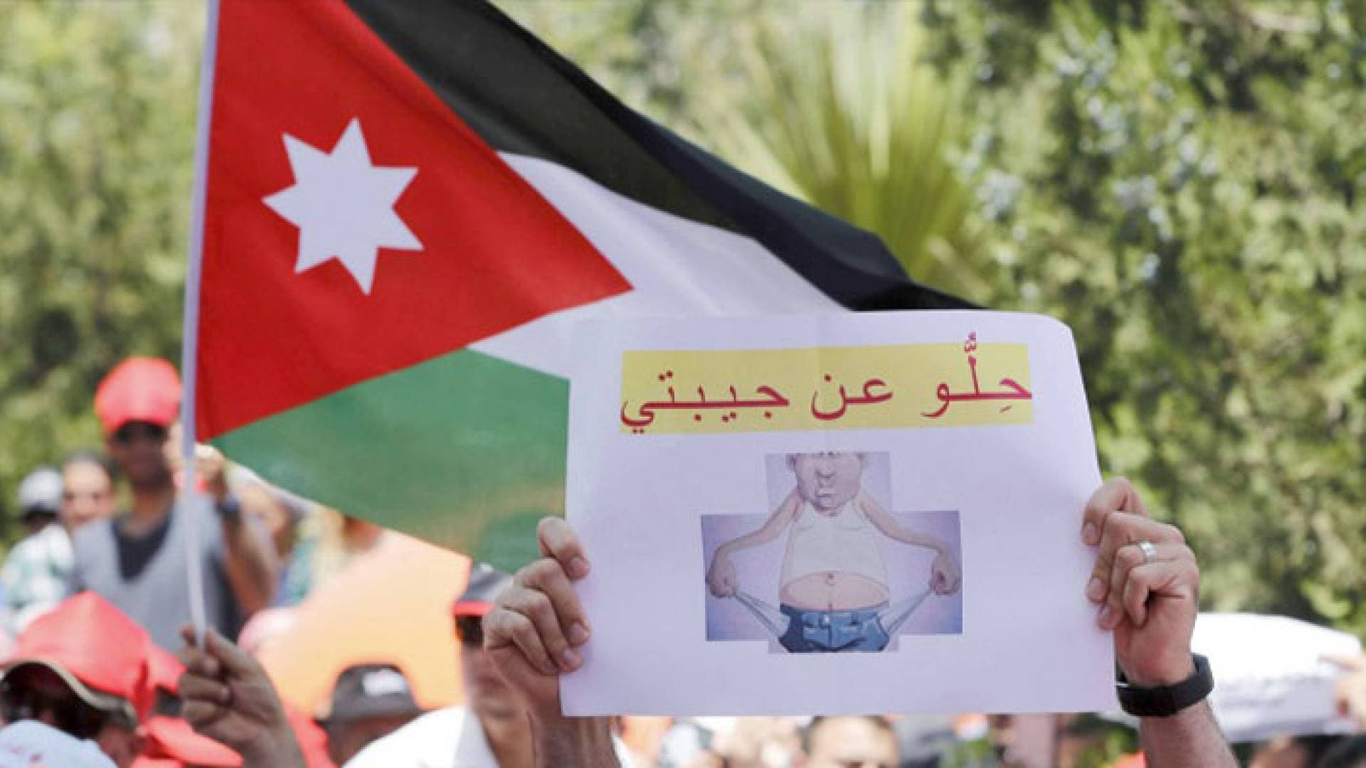 خبير اقتصادي: الغلاء قادم لا محالة - فيديو