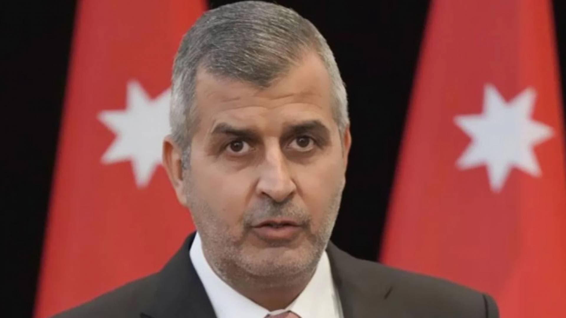 الخرابشة يعلن أسس تنفيذ مشاريع طاقة متجددة تفوق استطاعتها ١ ميغاواط