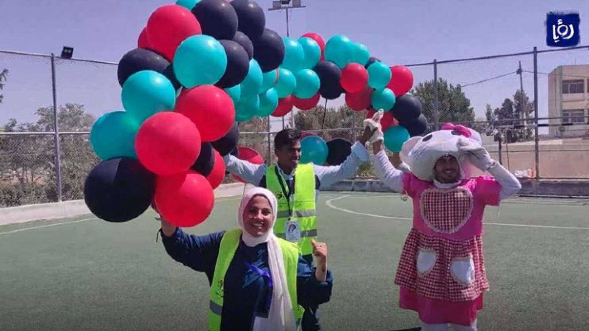 في ظل نقص الحدائق.. متطوعون ينظمون أنشطة ترفيهية للأطفال - فيديو