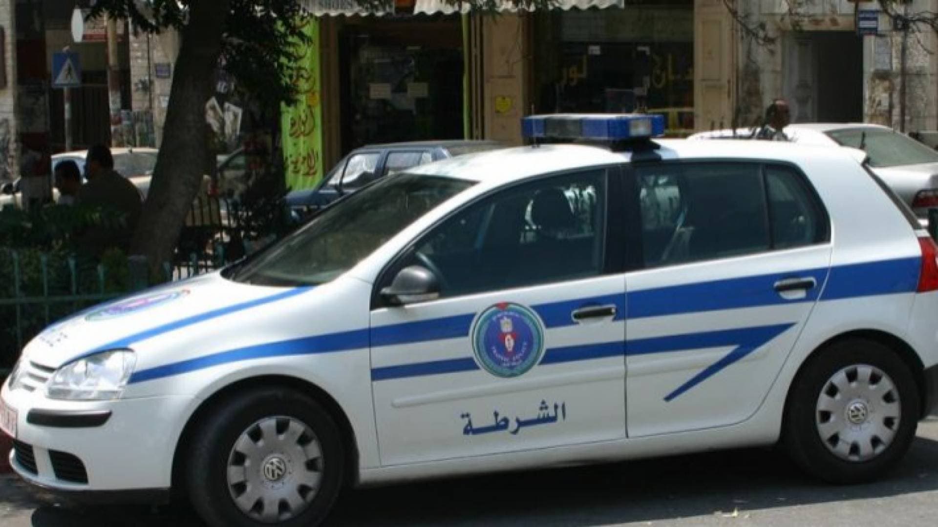 عشريني يقتل والده ويصب "الباطون" فوقه في جنين