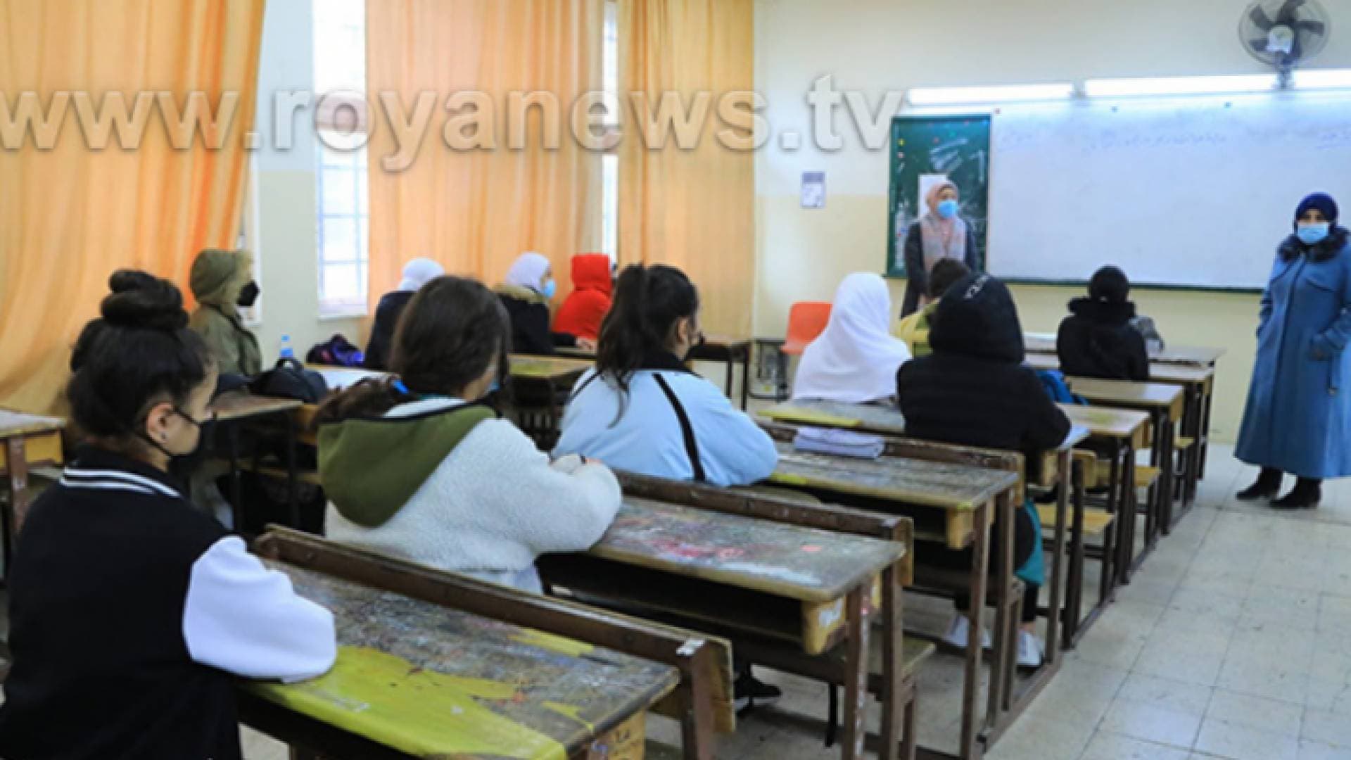التربية تسعى لإنتاج ١٠ آلاف مقعد للعام الدراسي المقبل
