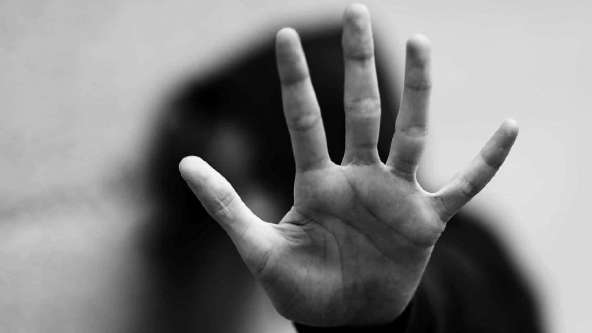 الجرائم الأسرية تعود إلى الواجهة.. هل من مبرر؟