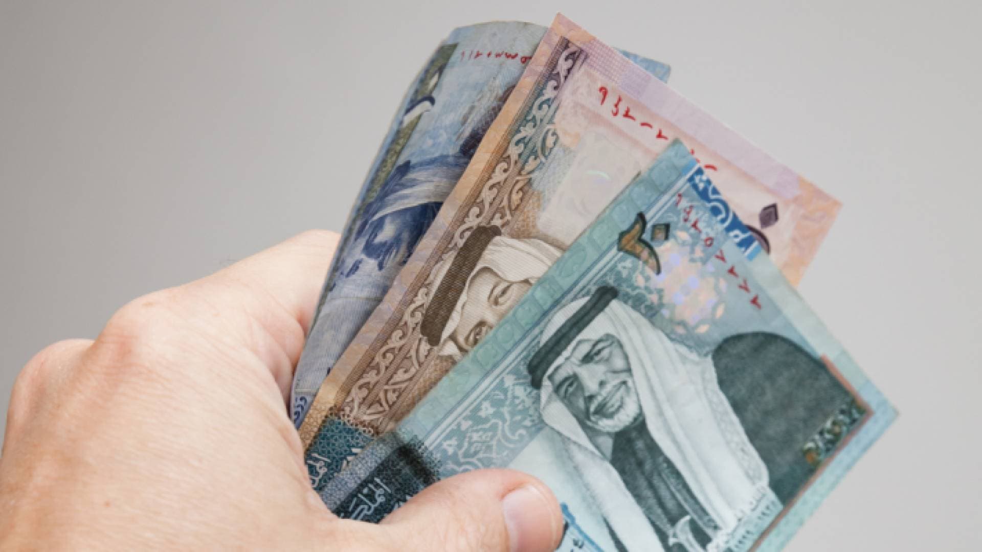 ما حقيقة رفع رواتب أعضاء مجلس النواب؟