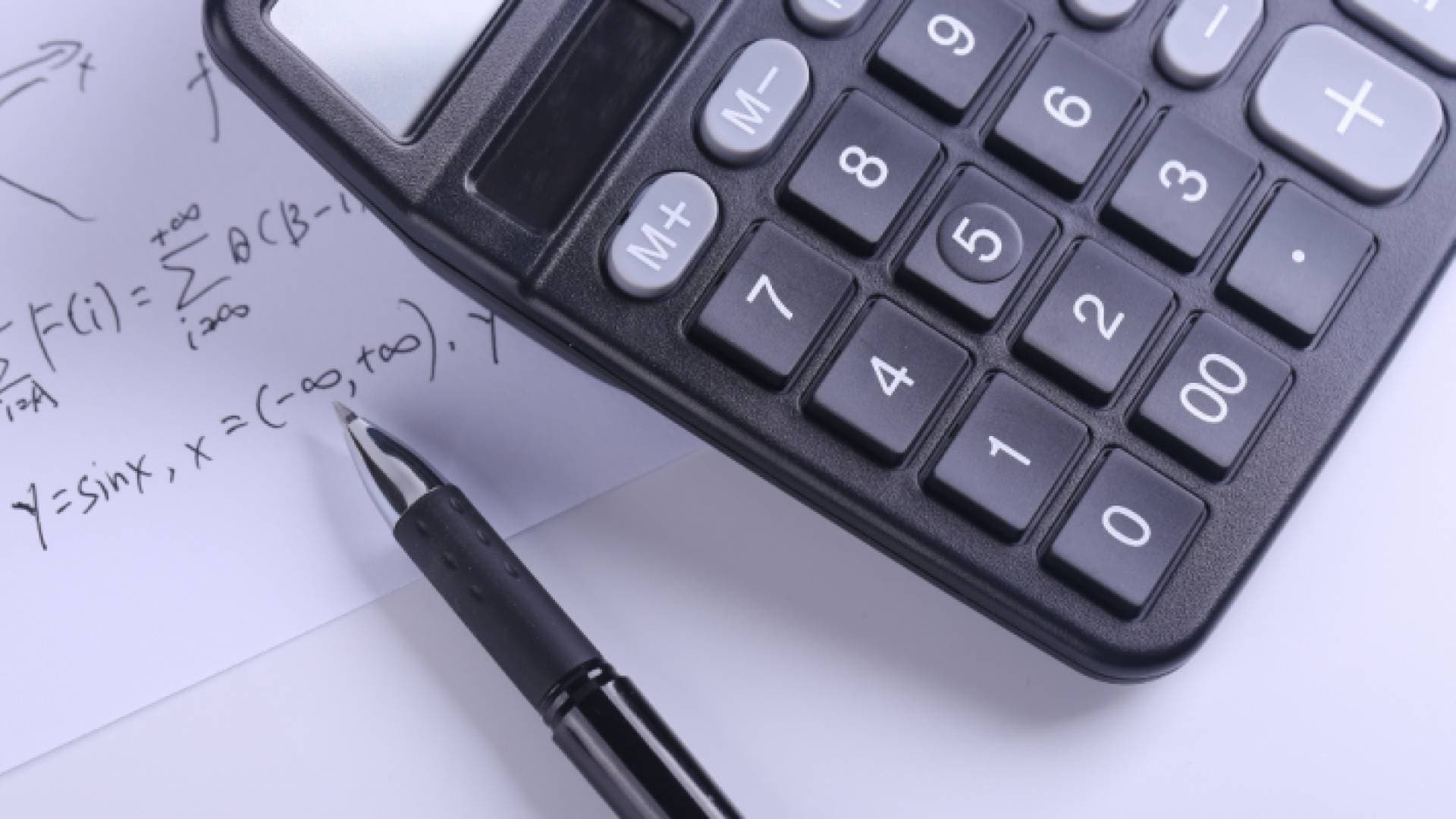 التربية: تحديث مناهج "العلوم" والرياضيات لطلبة التوجيهي