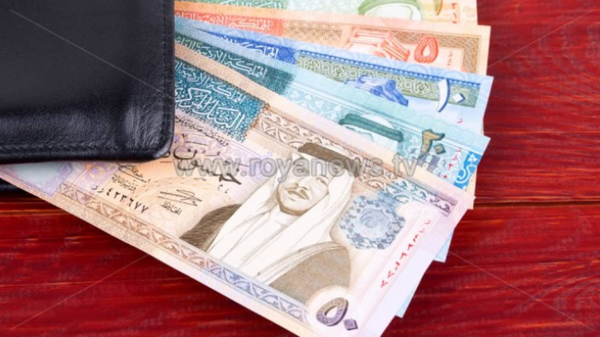 تحويل دفعة جديدة من مستحقات العمالة المصرية التي غادرت الأردن