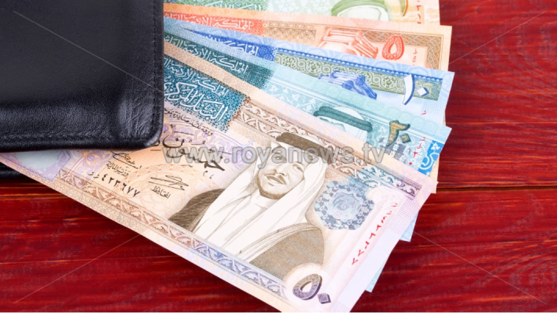 هيئة النقل: دعم محروقات بقيمة ٢٠٠ دينار للحافلات و٥٠ دينار للتاكسي