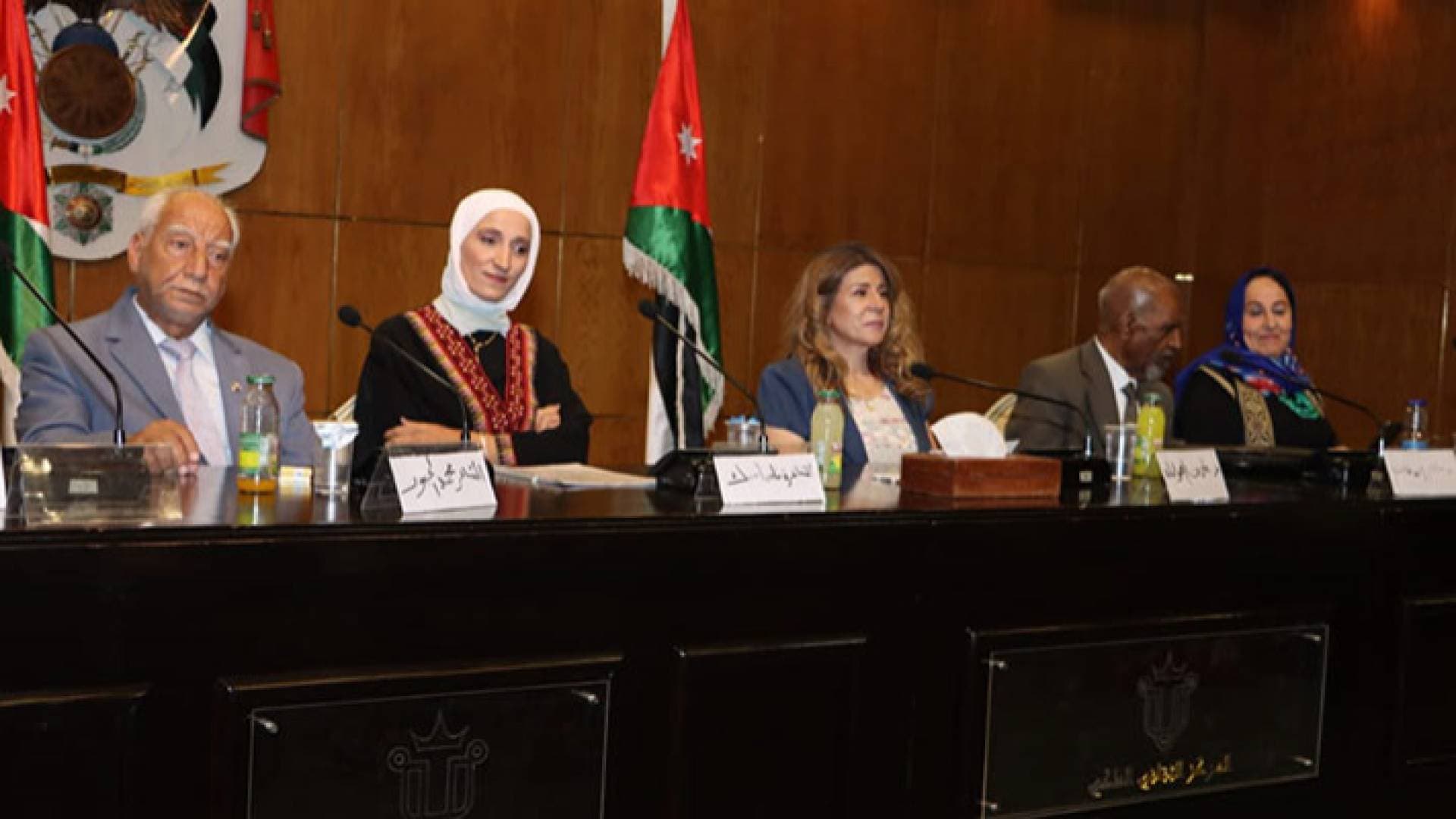 اتحاد الكتاب ينظم ندوة عن "البنية الثقافية والإجتماعية والإقتصادية في القدس"