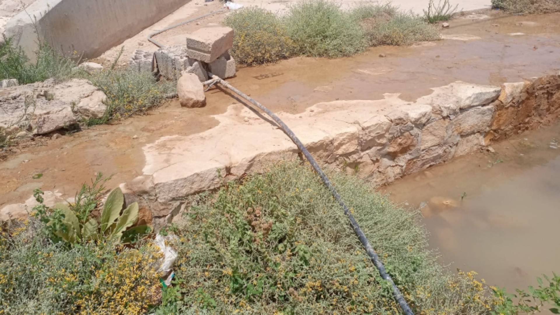 ضبط حفر آبار مياه مخالفة في معان