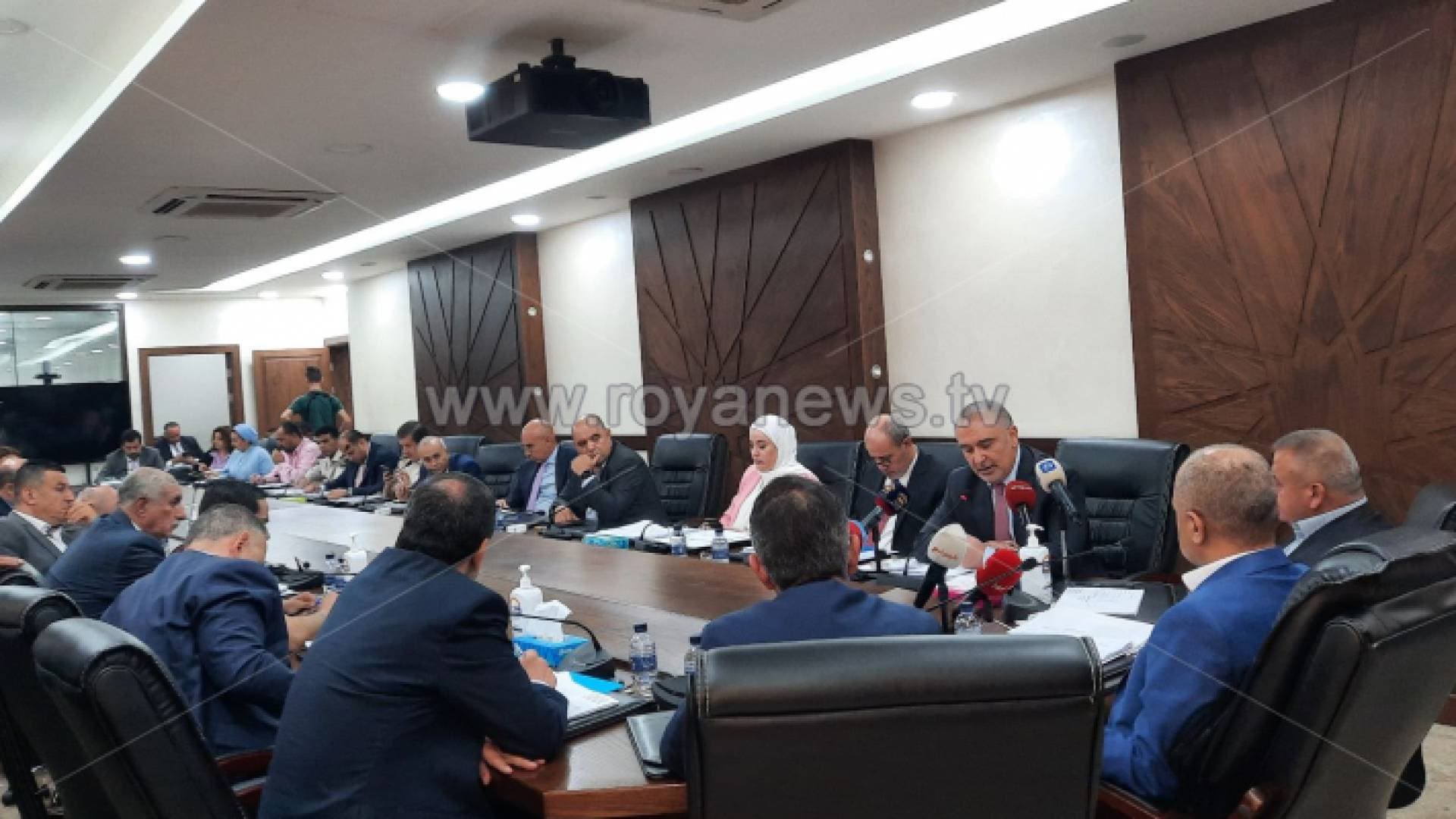 أبو صعيليك: ارتفاع البطالة مشكلتنا الكبيرة في الأردن- بث مباشر