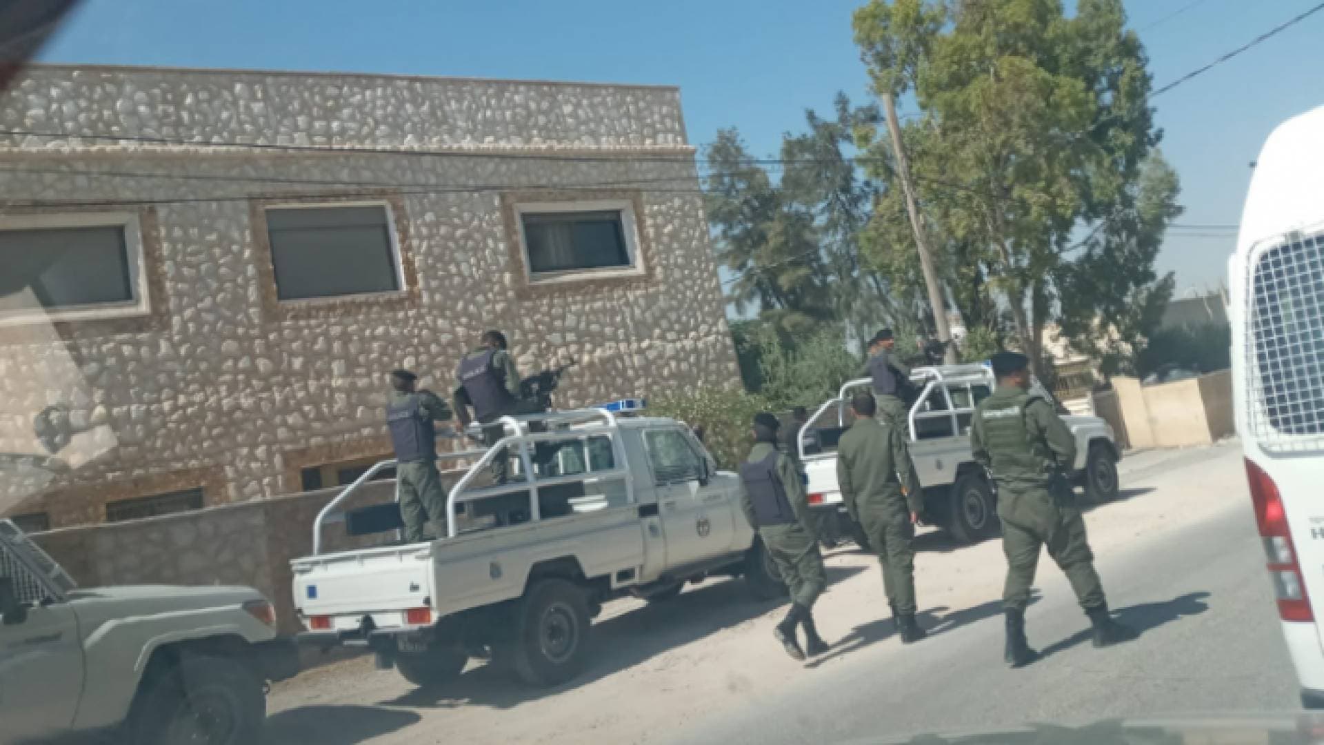 ضبط ٦ اعتداءات على خطوط مياه جنوبي العاصمة عمان