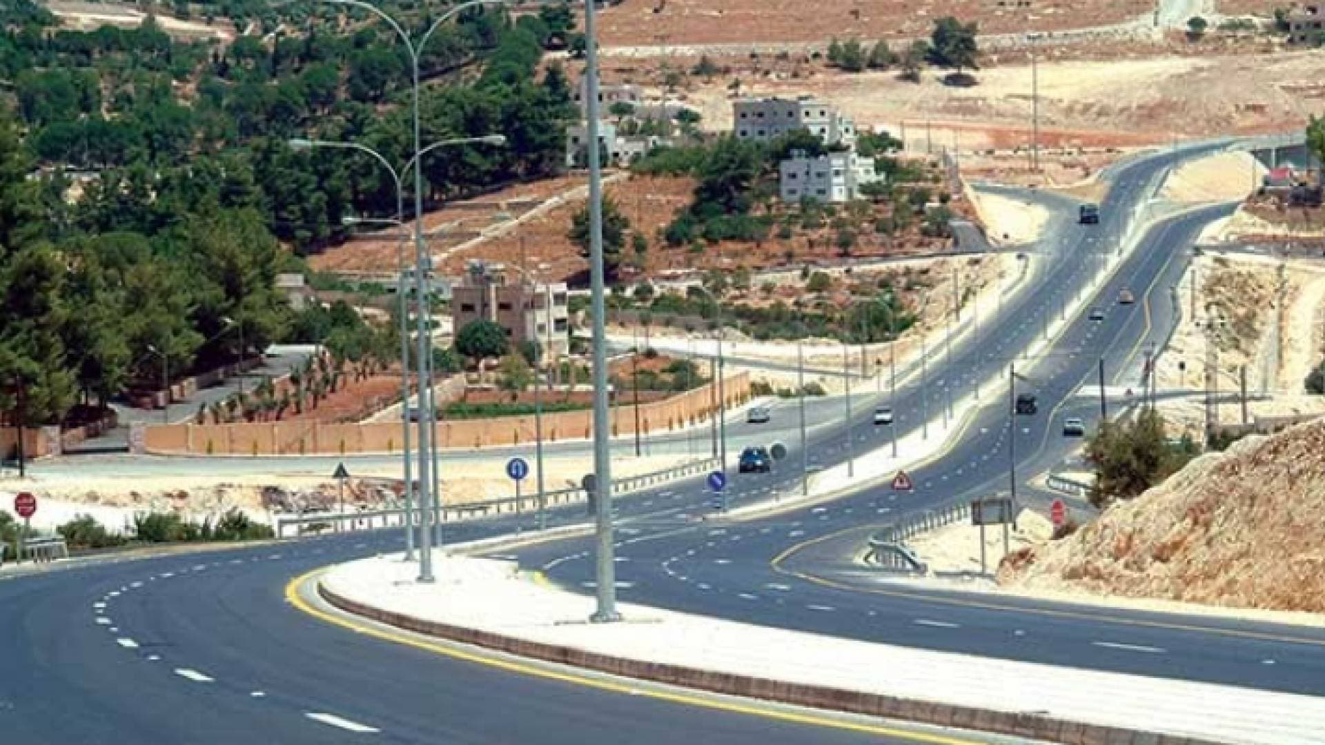 البدء بأعمال تحسين طريق السلط العارضة الأسبوع المقبل