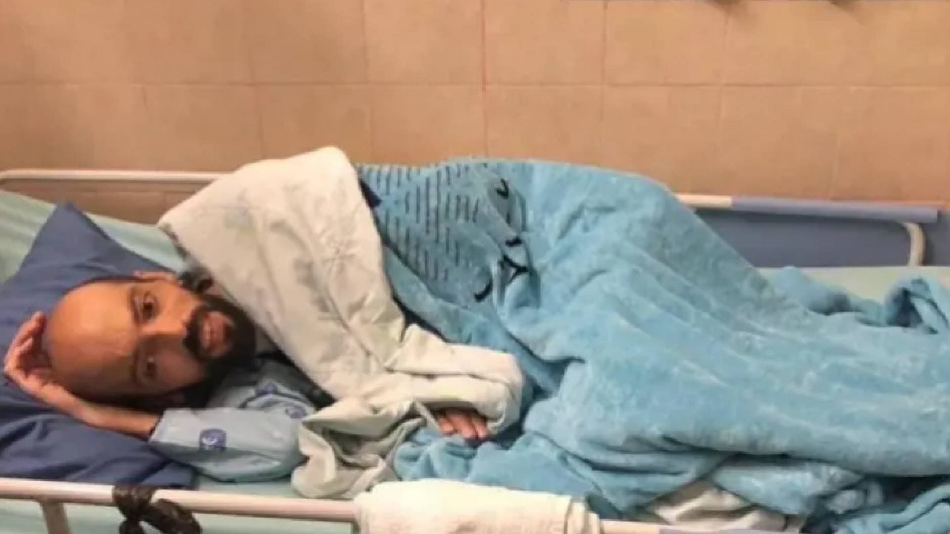 رسالة مؤثرة من الأسير عواودة: سأقف ضد الاعتقال الإداري حتى لو ذاب اللحم