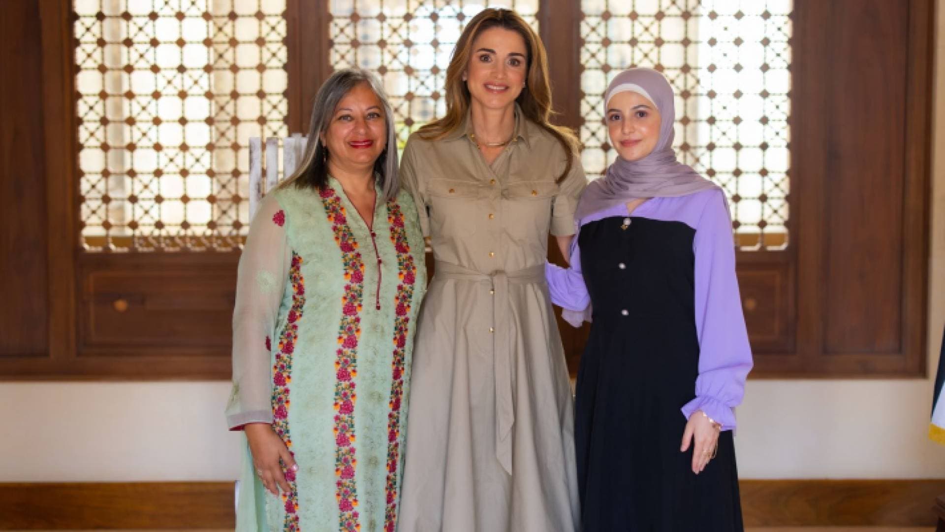 الملكة رانيا العبد الله تلتقي مزون المليحان أول سفيرة لليونيسف تحمل رسميا صفة لاجئة