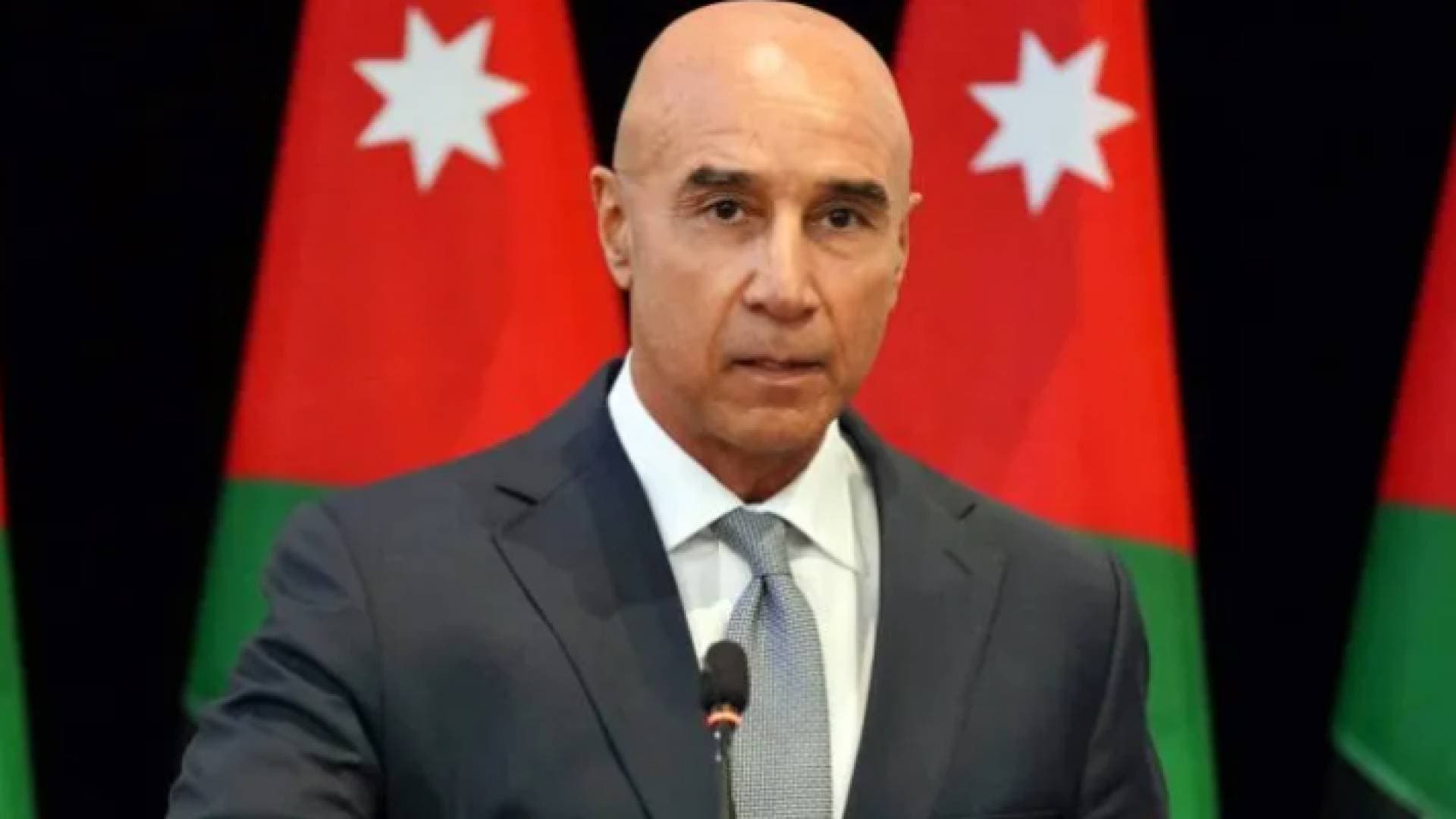 الحكومة تشرع في إعداد خطة استثمارية شمولية