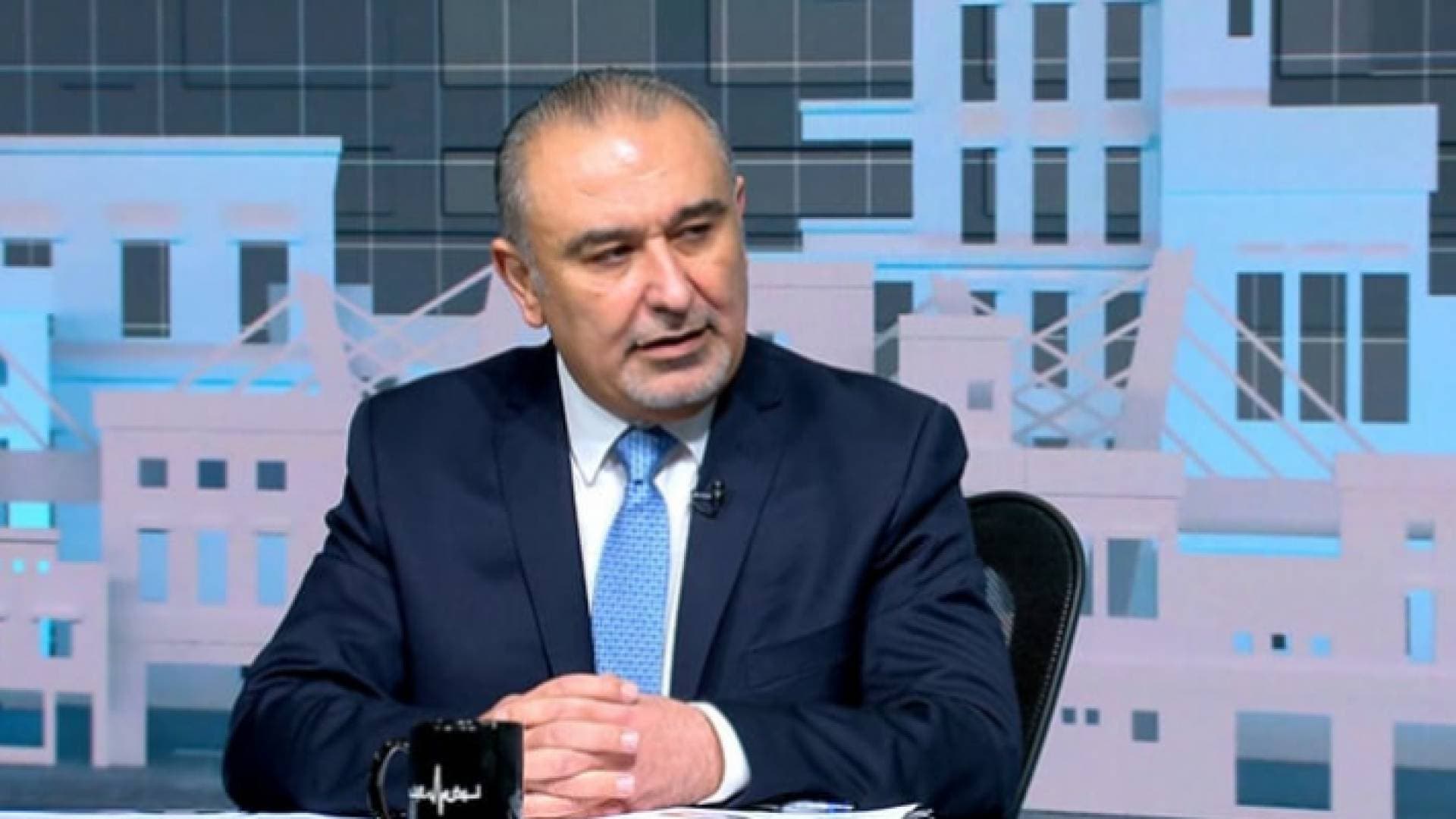 الشريدة: ٢٢٠ ألف موظف يعملون في القطاع العام