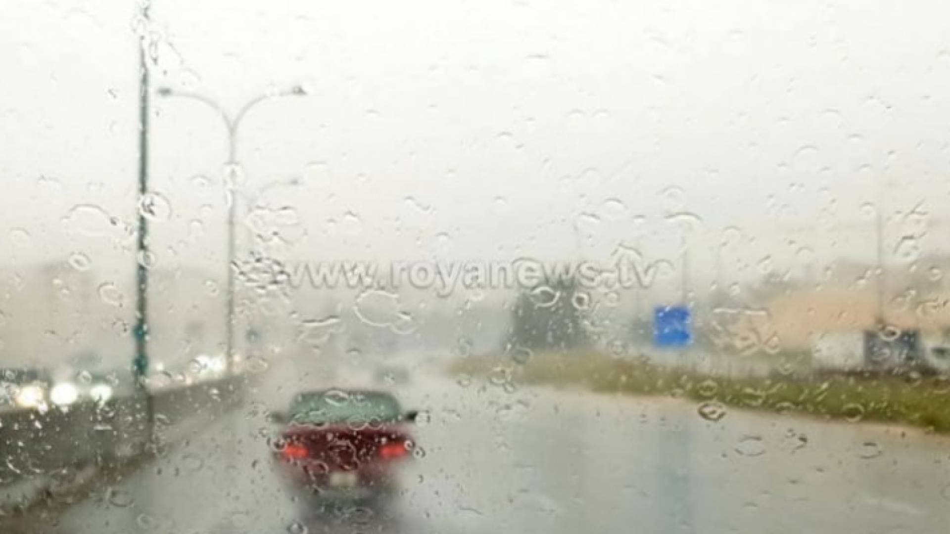المنخفض الجوي يدخل أجواء الأردن