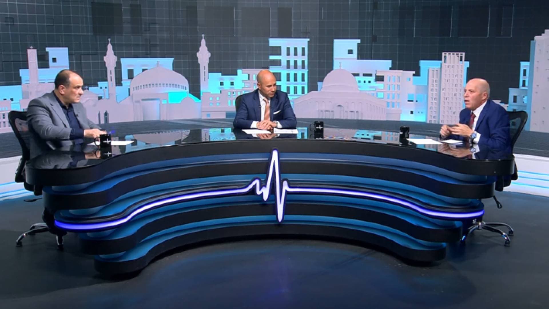 عياصرة: الأزمة الاقتصادية في الأردن لا يمكن حلها.. وأبو طير: عام ٢٠٢٣ لن يكون الأفضل