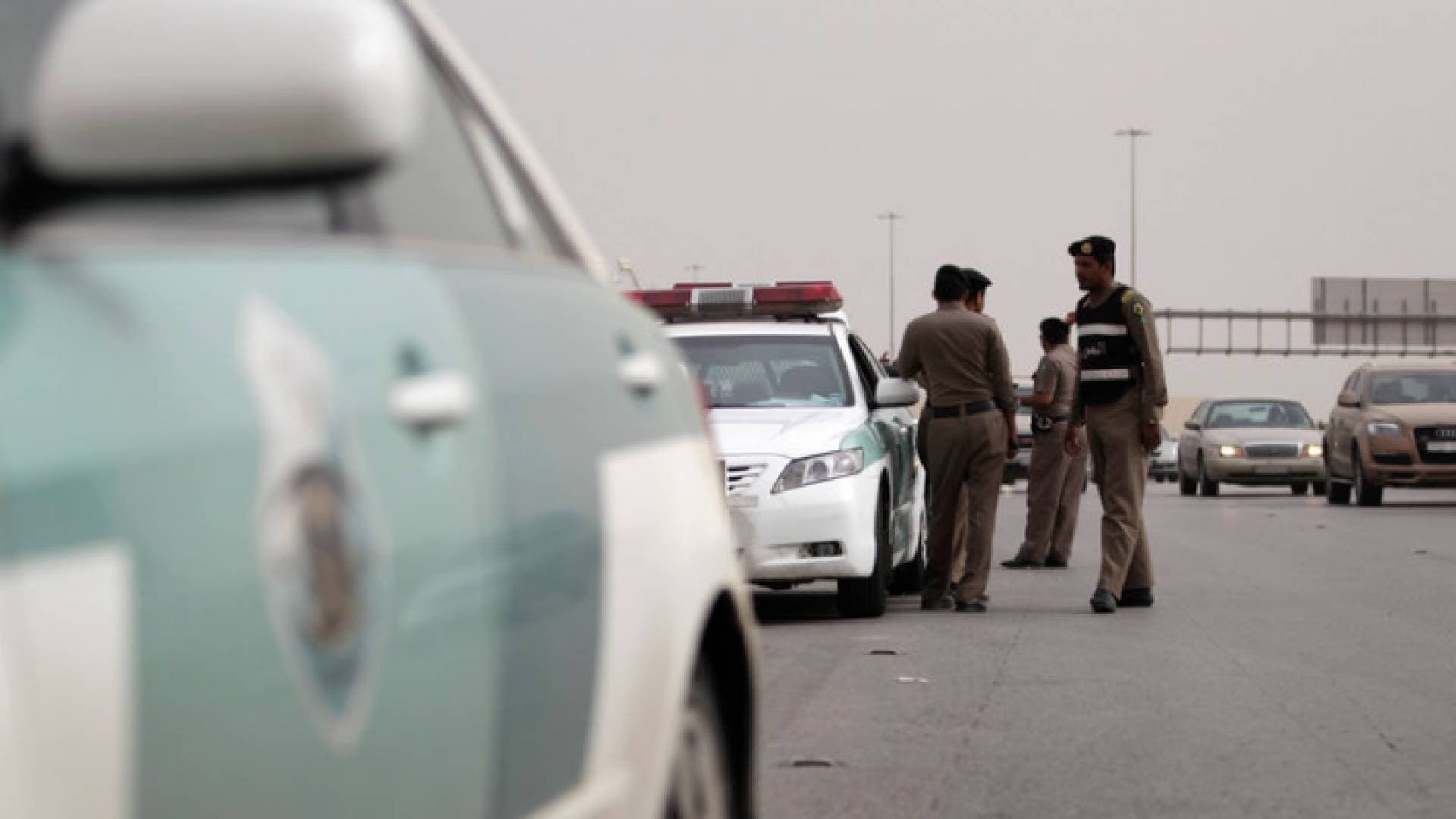 جريمة تهز السعودية..أحرق مركبة والسائق بداخلها