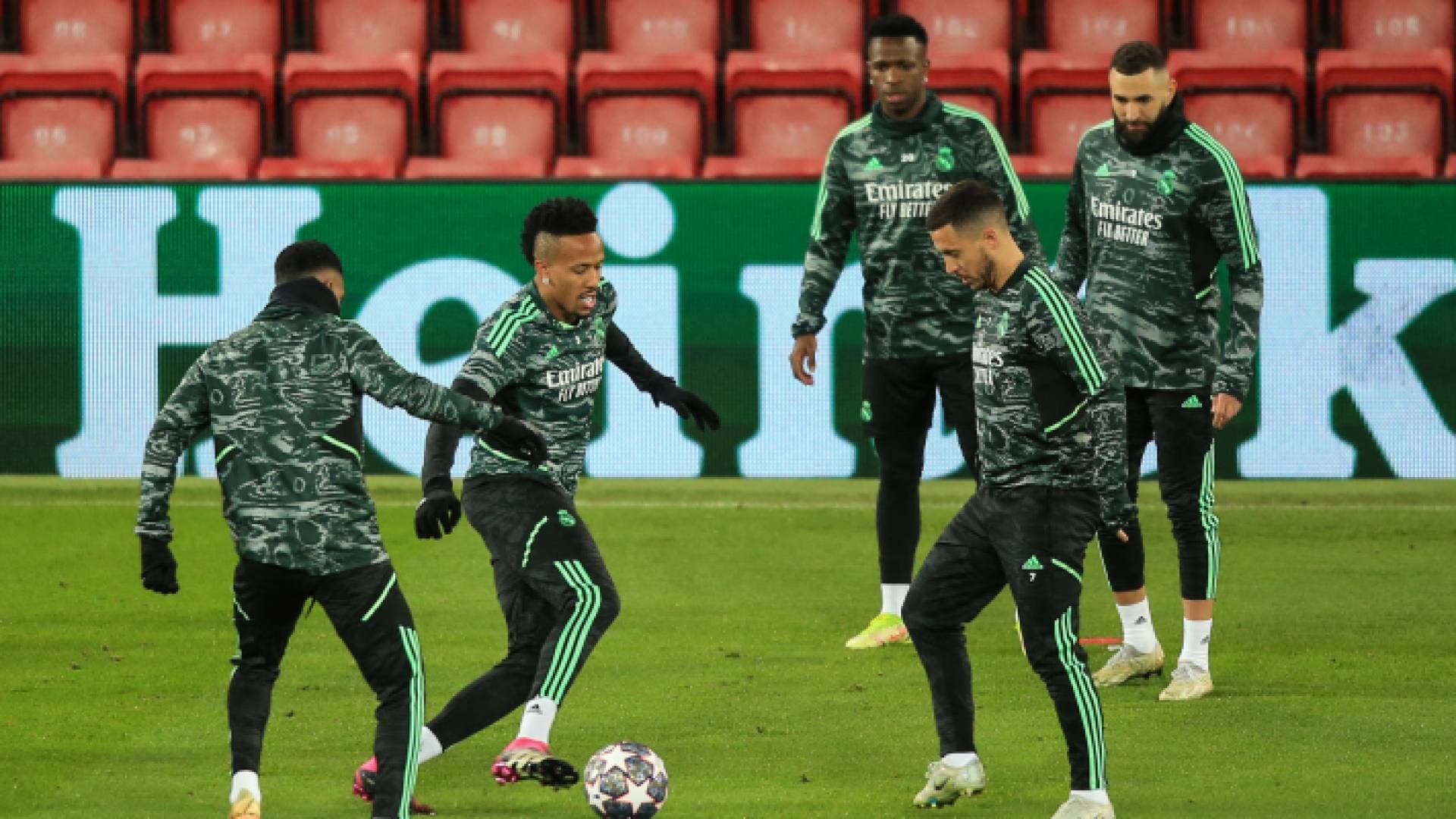 ريال مدريد يحل ضيفا على ليفربول.. ونابولي يسافر لألمانيا في دوري الأبطال