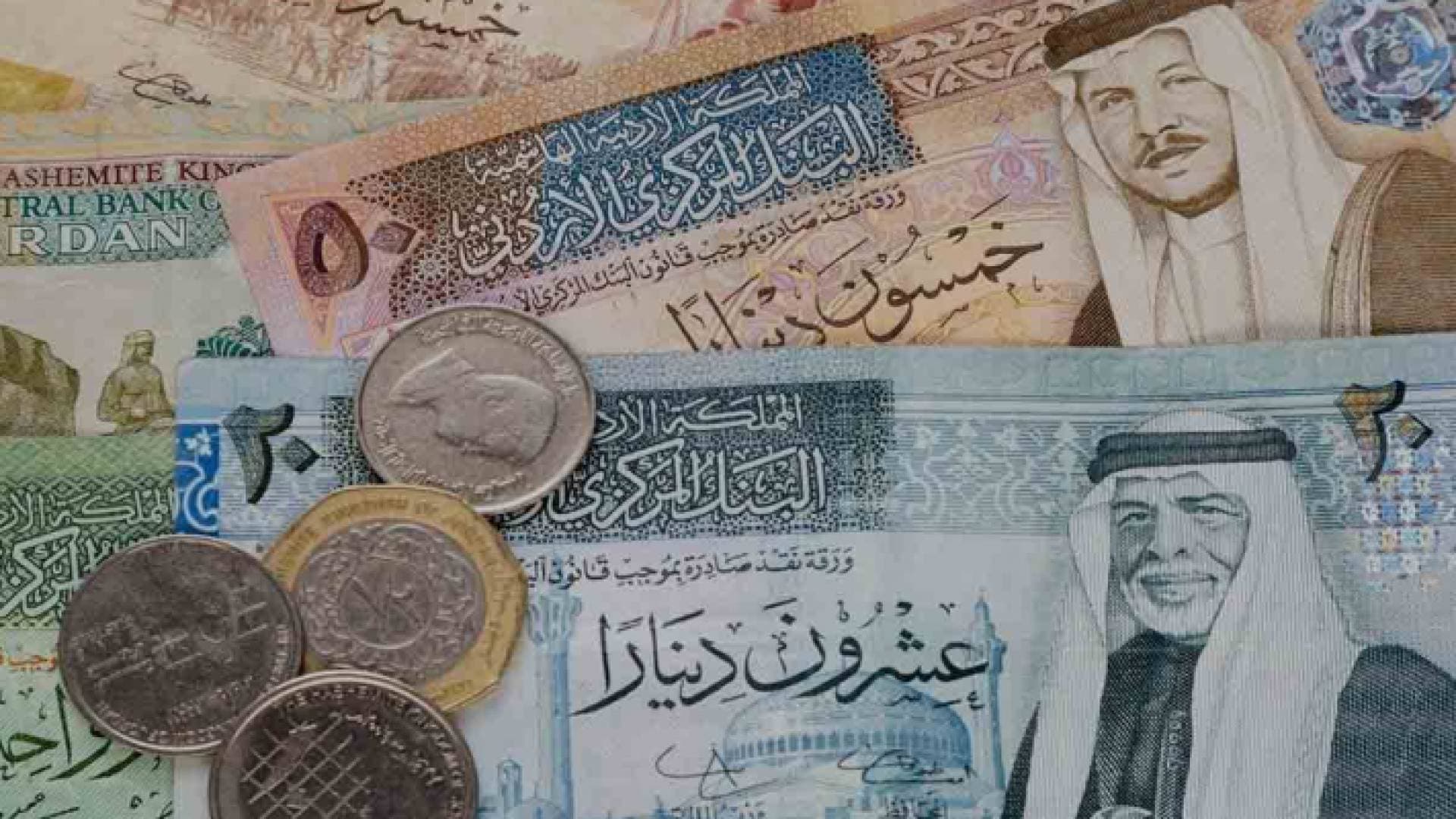 مذكرة نيابية تطالب الحكومة تأجيل أقساط القروض لشهرين