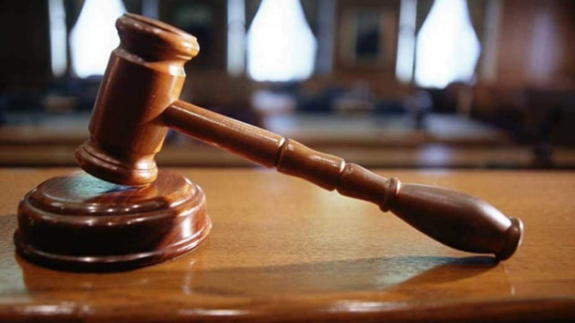 قرار بتضمين مدير مستشفى مليون دينار لهدره المال العام