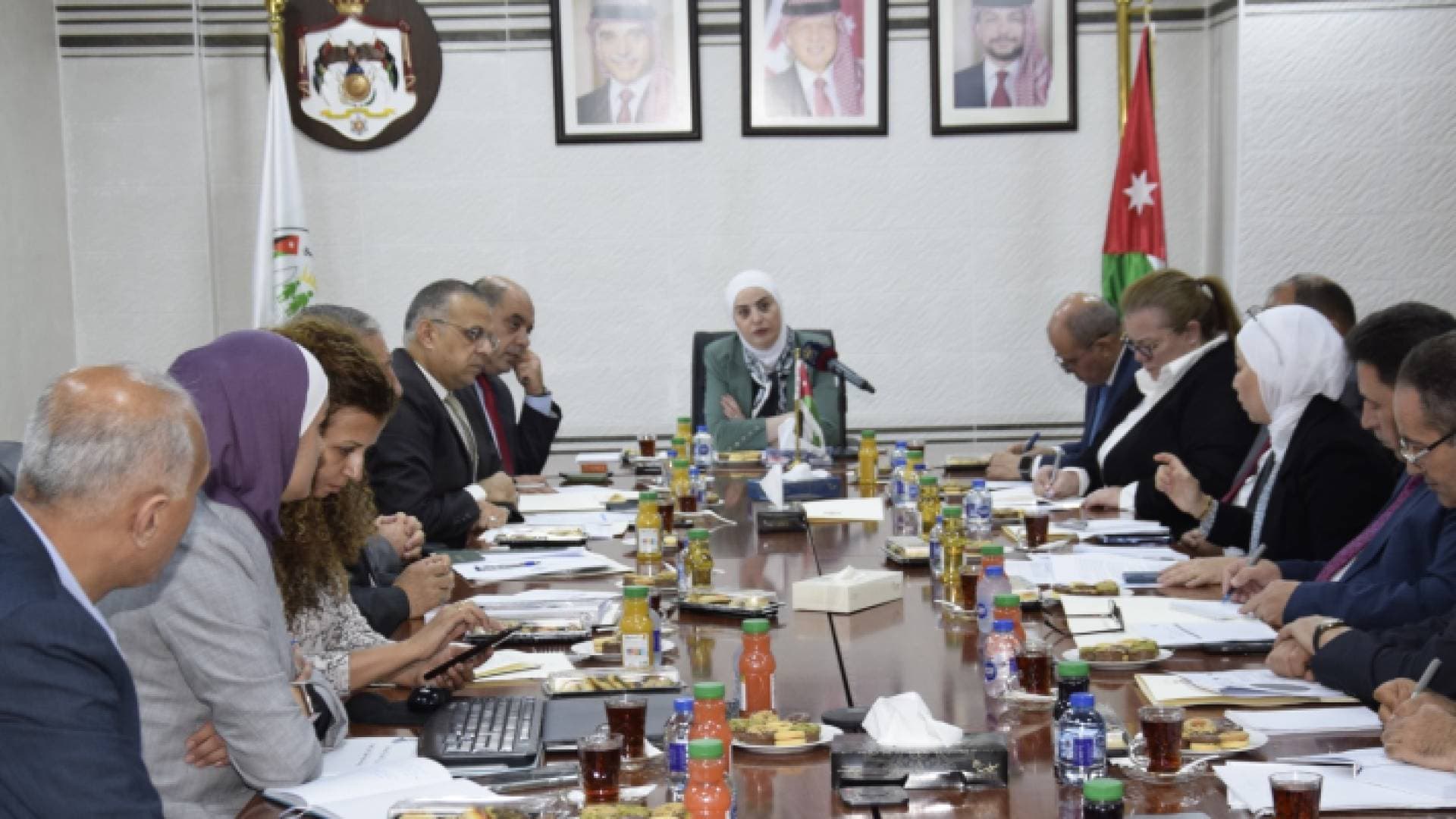 الحكومة تباشر بوضع تصور لربط الاستراتيجية الوطنية للحماية الاجتماعية