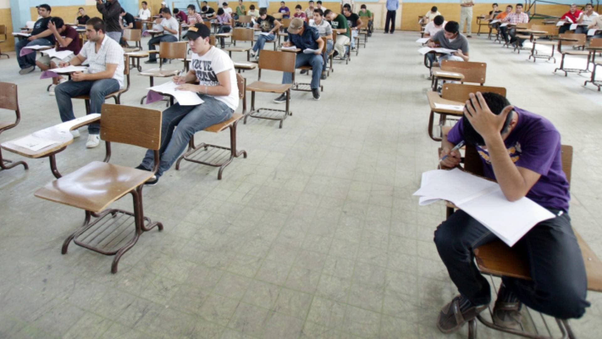 نائب يطالب بتشكيل لجنة فنية للوقوف على أسباب أخطاء التوجيهي