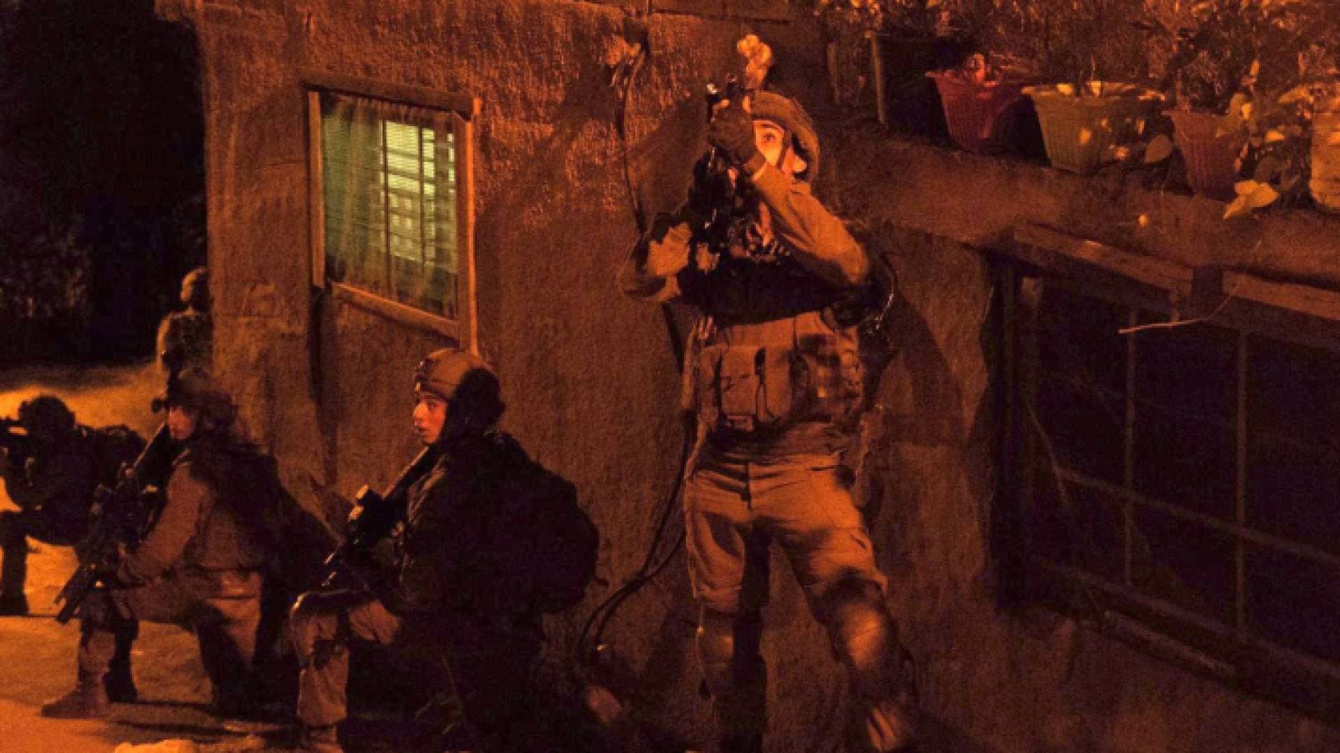 مراسل "رؤيا": إصابات برصاص الاحتلال والعشرات بالاختناق في نابلس