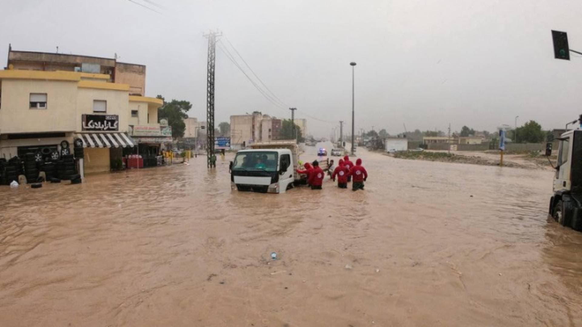 آلاف الوفيات والمفقودين وغرق مدن في ليبيا بسبب عاصفة "دانيال"