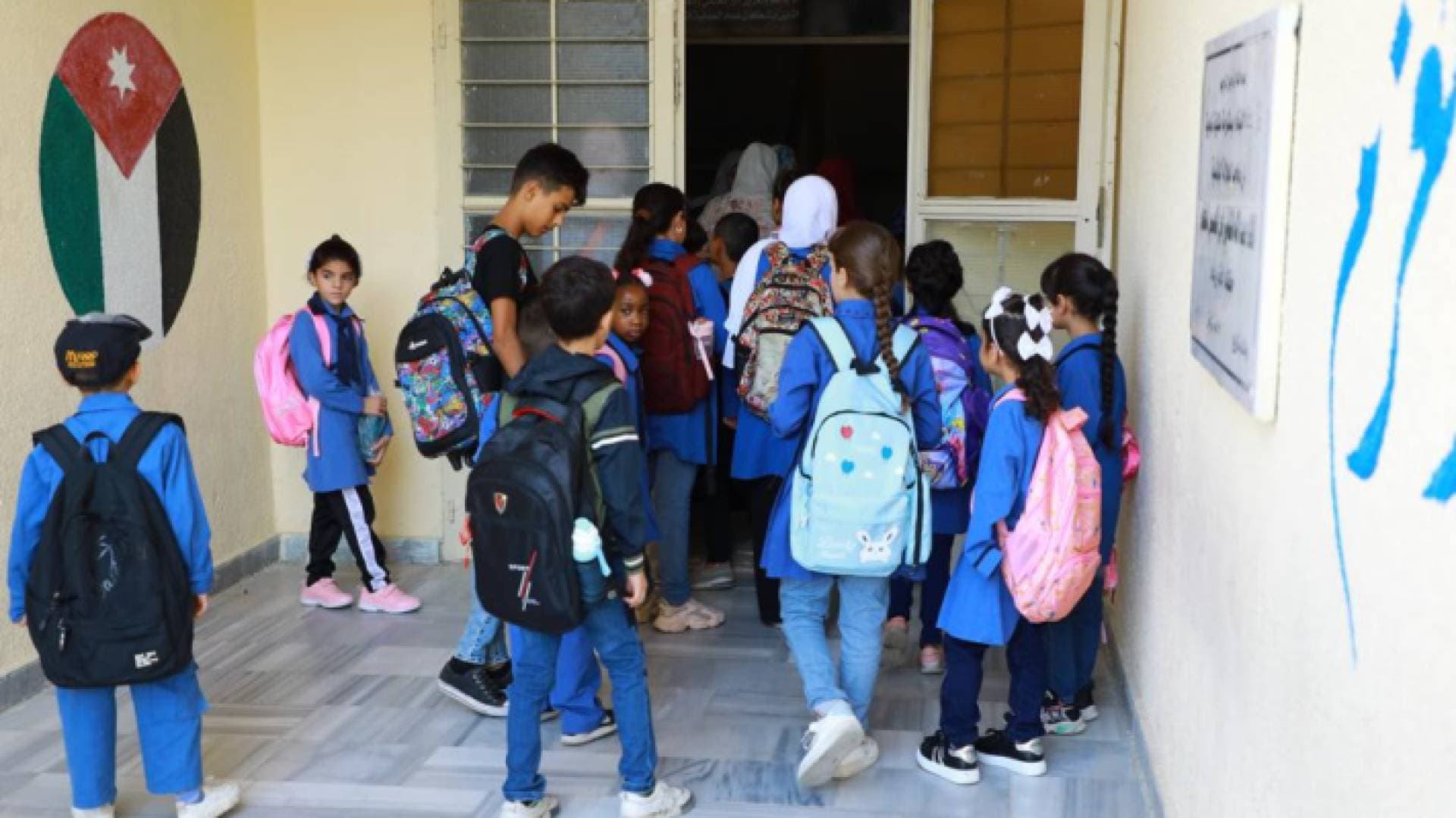"تطوير المناهج": ٦٥ بالمئة يرون أن مناهج اللغة العربية تساعد على التعلم الفردي