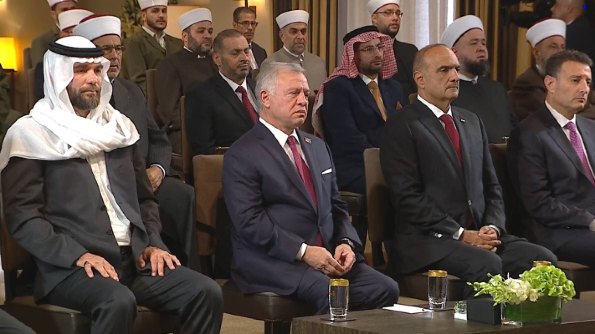 الملك يرعى الاحتفال الديني بذكرى المولد النبوي في قصر الحسينية - فيديو