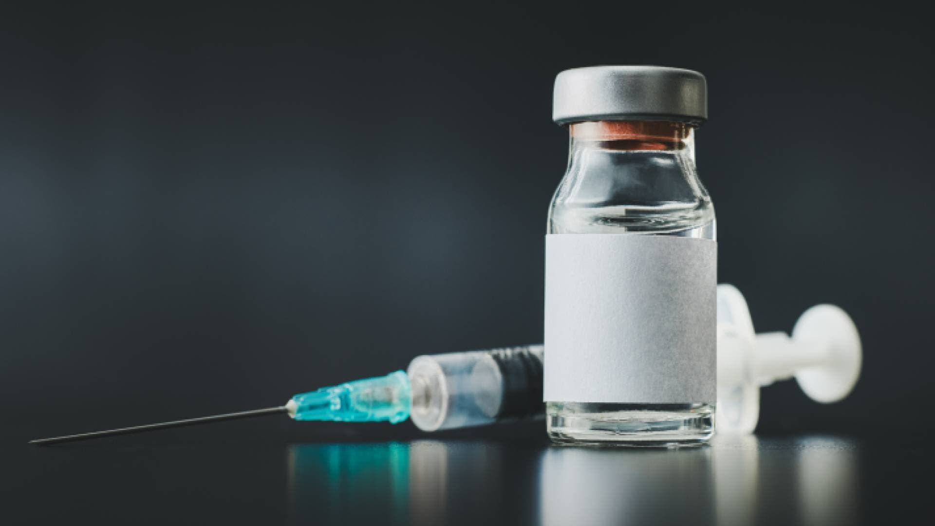 لم تعط لأي أردني.. ديوان المحاسبة: ٧٣٨ ألف جرعة من مطاعيم كورونا منتهية الصلاحية