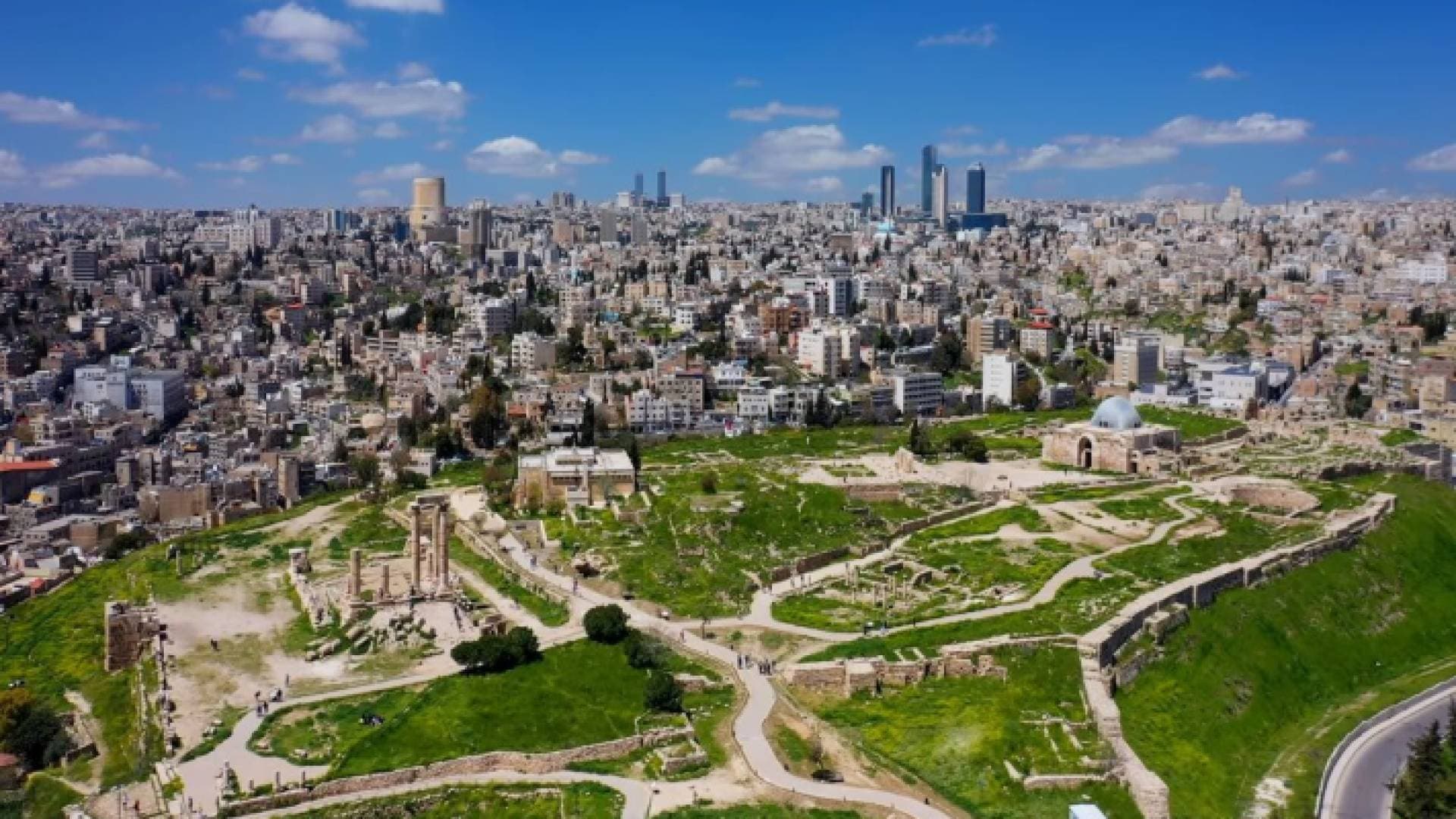 البنك الدولي يتوقع تقييد دخل الفرد في الأردن