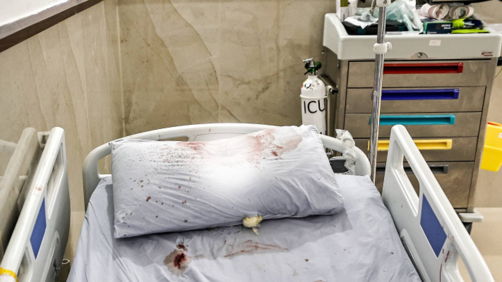 مراسل "رؤيا": الاحتلال يغتال ٣ فلسطينيين داخل مستشفى في جنين - فيديو وصور