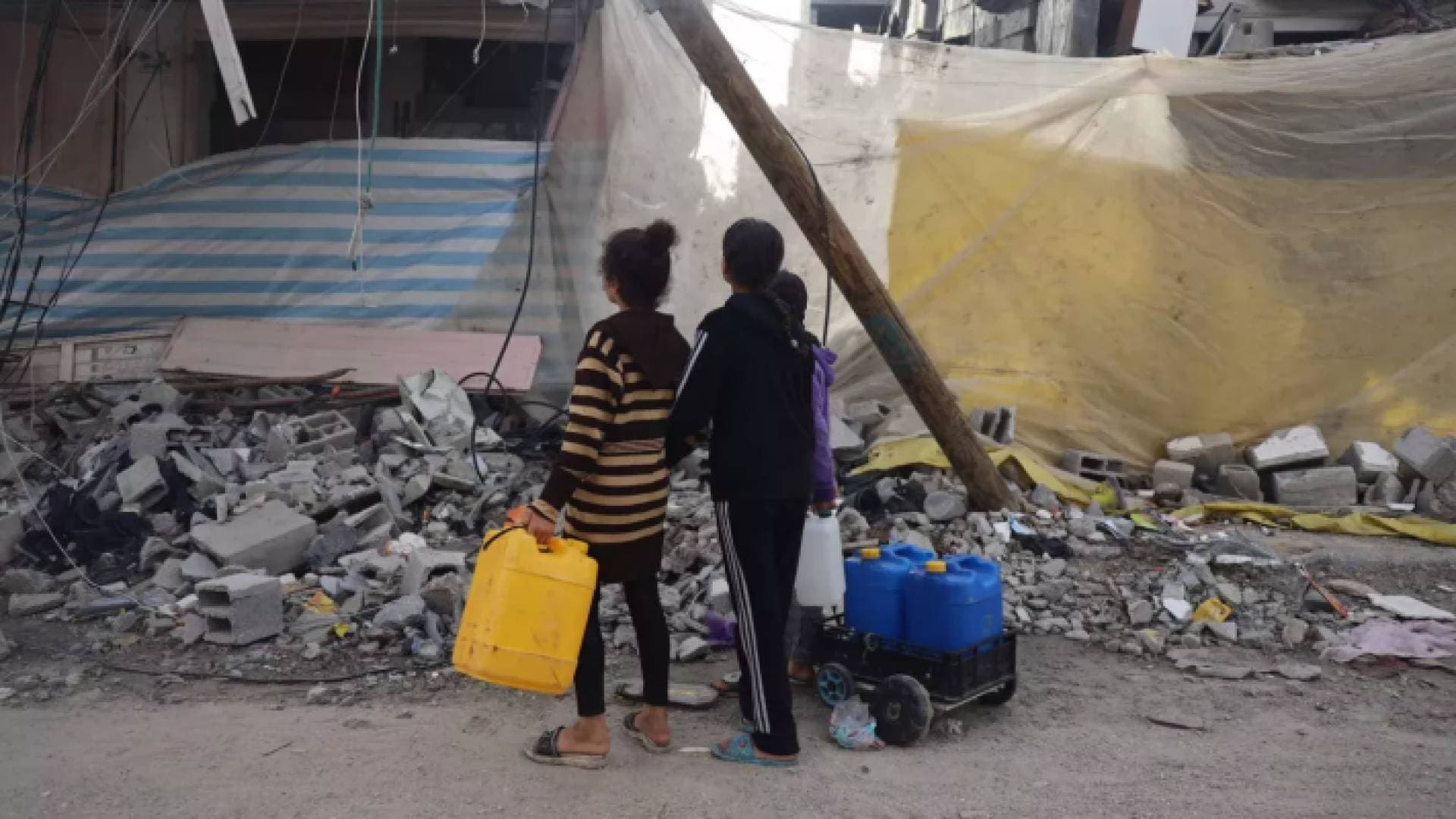 الأونروا: ٣ من كل ٤ أشخاص في غزة يشربون من مصادر مياه ملوثة