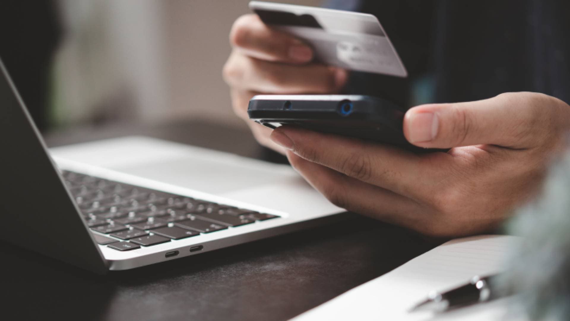 جمعية البنوك توضح بشأن فرض عمولة على خدمات "CliQ" في الأردن