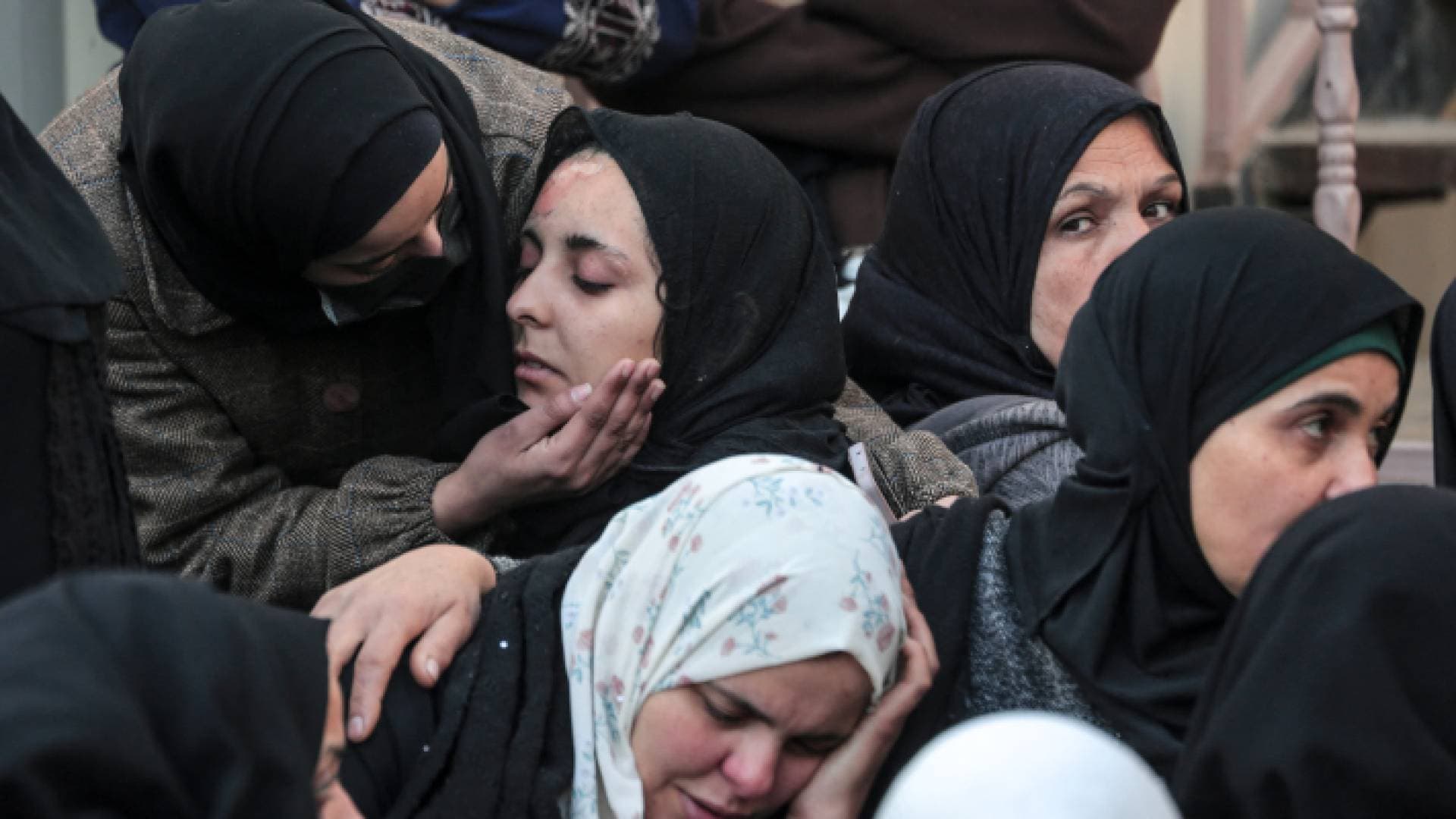 استشهاد ٢٧ فلسطينيا اعتقلوا من غزة أثناء احتجازهم