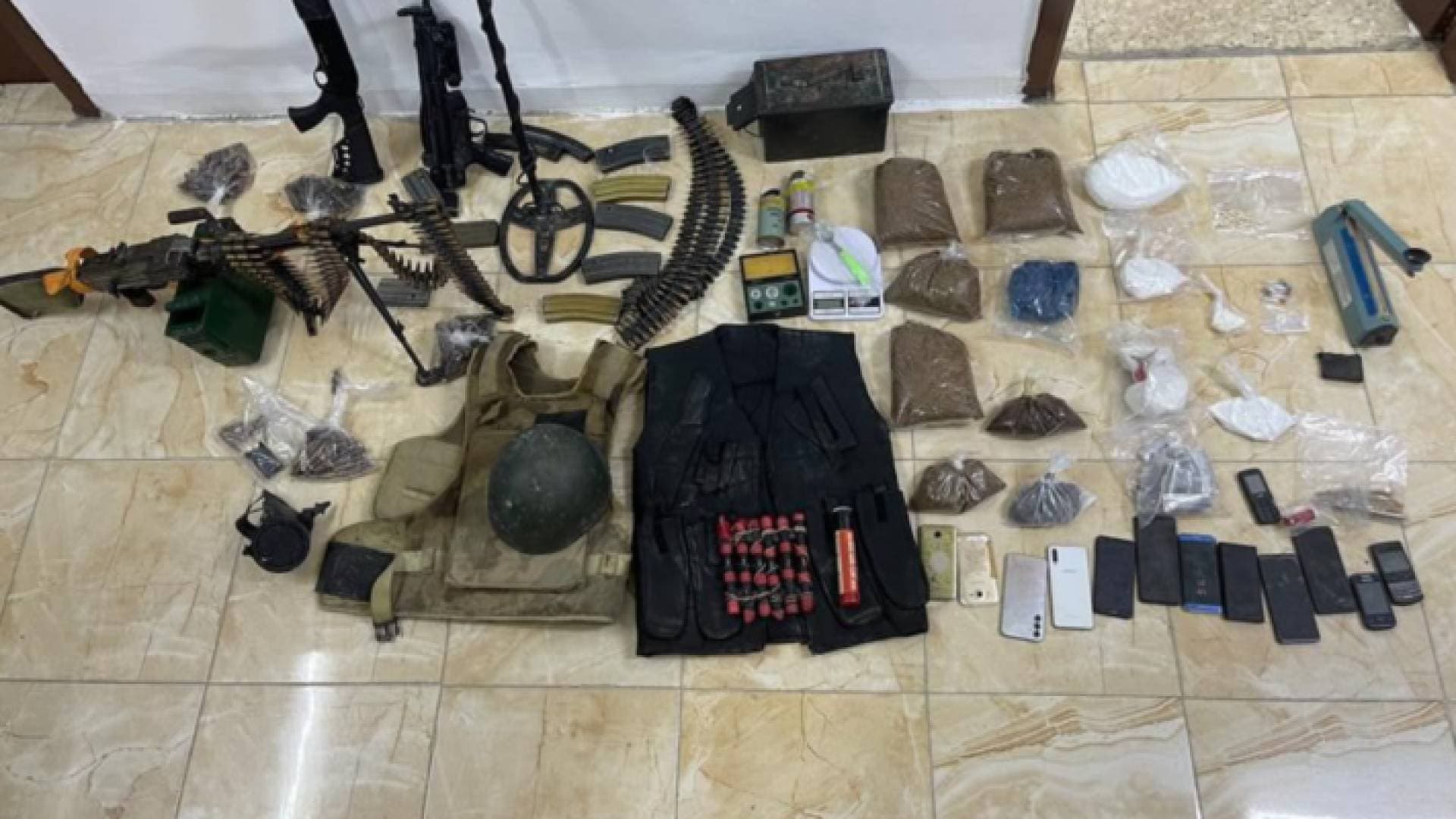 الأمن: القبض على أخطر مطلوب في محافظة الكرك بعد تبادل لإطلاق النار