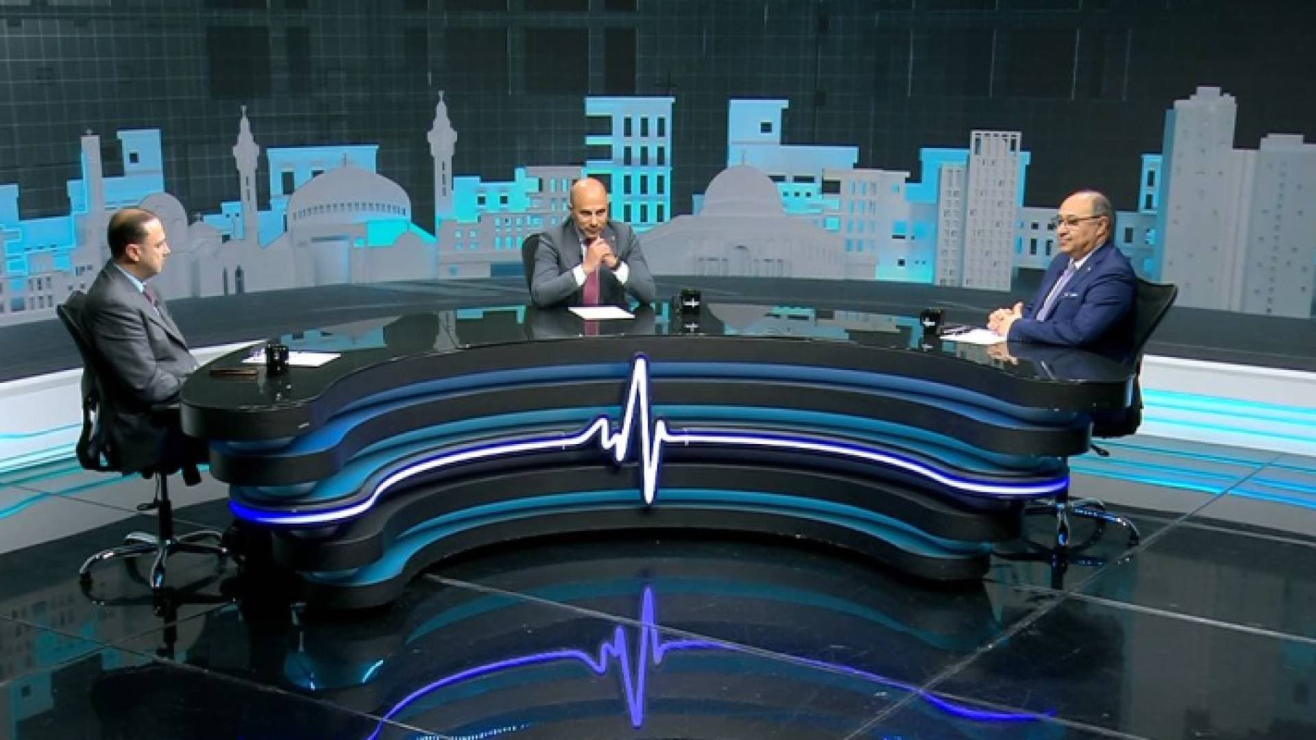 المومني: قضايانا القومية والوطنية توحد الأردنيين.. ودودين: متربص بنا - فيديو