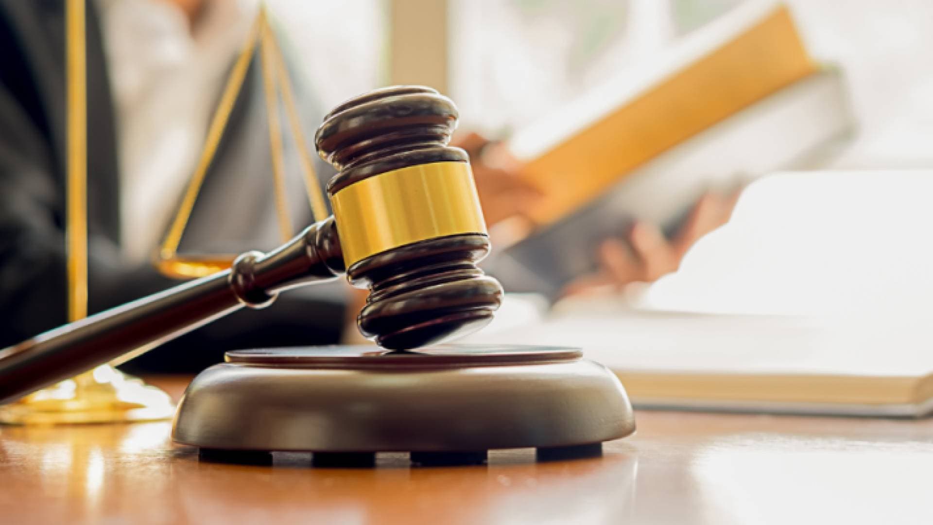 "الجنايات الكبرى": حكم مشدد بحق شخص اعتدى على ابنته جنسيا ١٢٠ مرة بالأردن