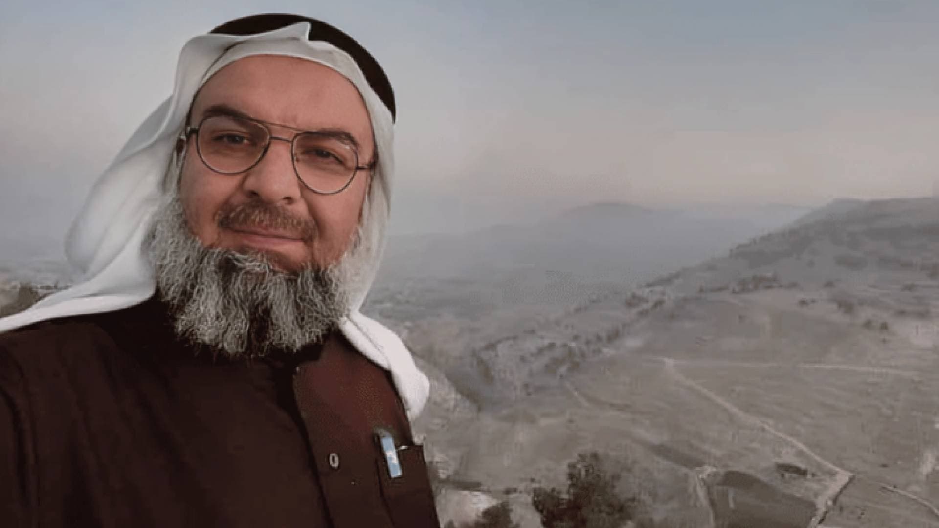 ظروف وفاة الحاج طارق البستنجي على جبل عرفة تجتاح التواصل الاجتماعي