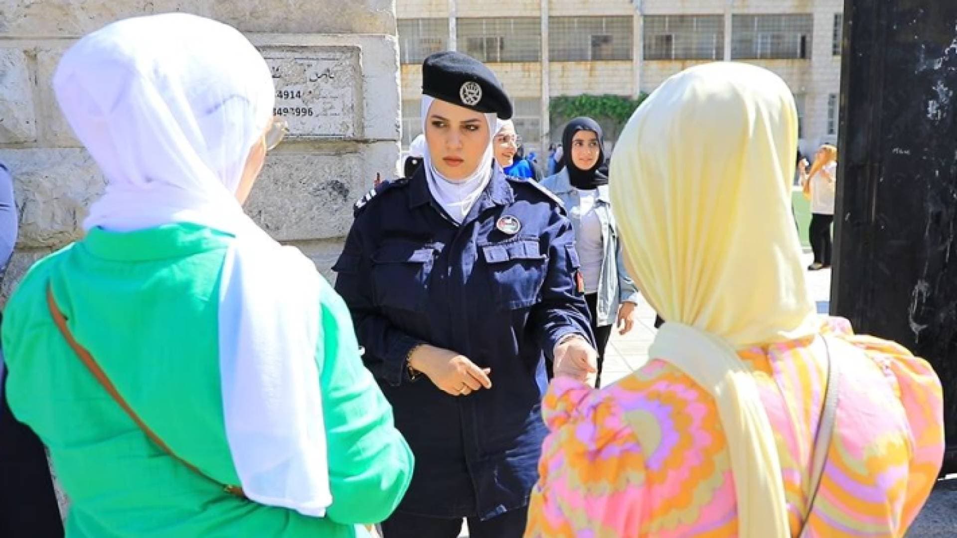 تفاوت آراء طلبة التوجيهي حول مستوى صعوبة امتحان اللغة العربية "فيديو"