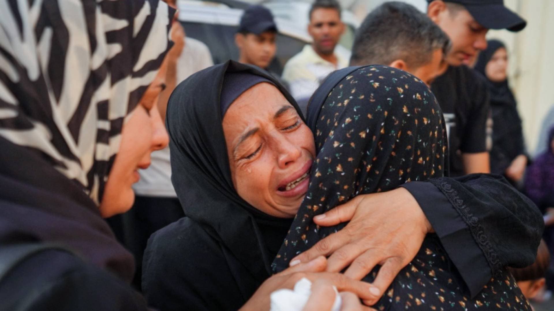 ٢٦٧ يوما من العدوان على غزة.. استهداف للمدنيين وسقوط امام كمائن المقاومة