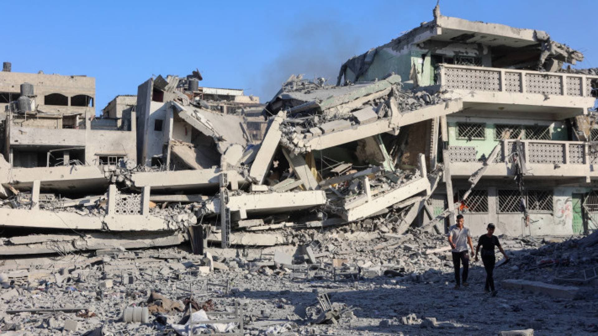 303 يوما من العدوان على غزة.. والمنطقة تقف على حافة الهاوية قبيل الرد الإيراني - فيديو