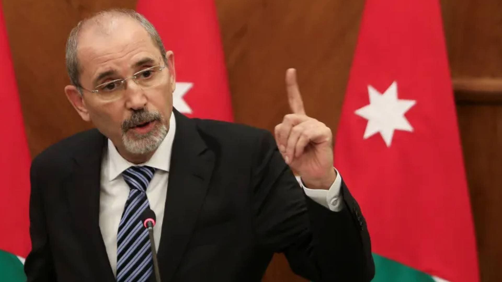 الصفدي: "الاردن لن يكون ساحة حرب لأحد وأبلغنا الإيرانيين والإسرائيليين بذلك"